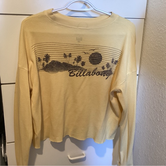 Billabong Top - Picture 2 of 3